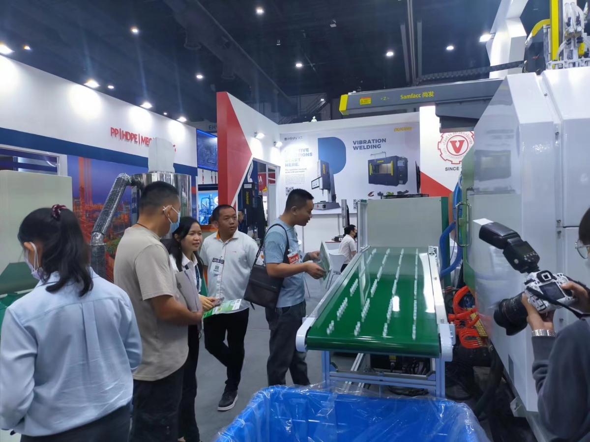 备受瞩目—-华大机械隆重加入泰国国际橡胶工颐魅展